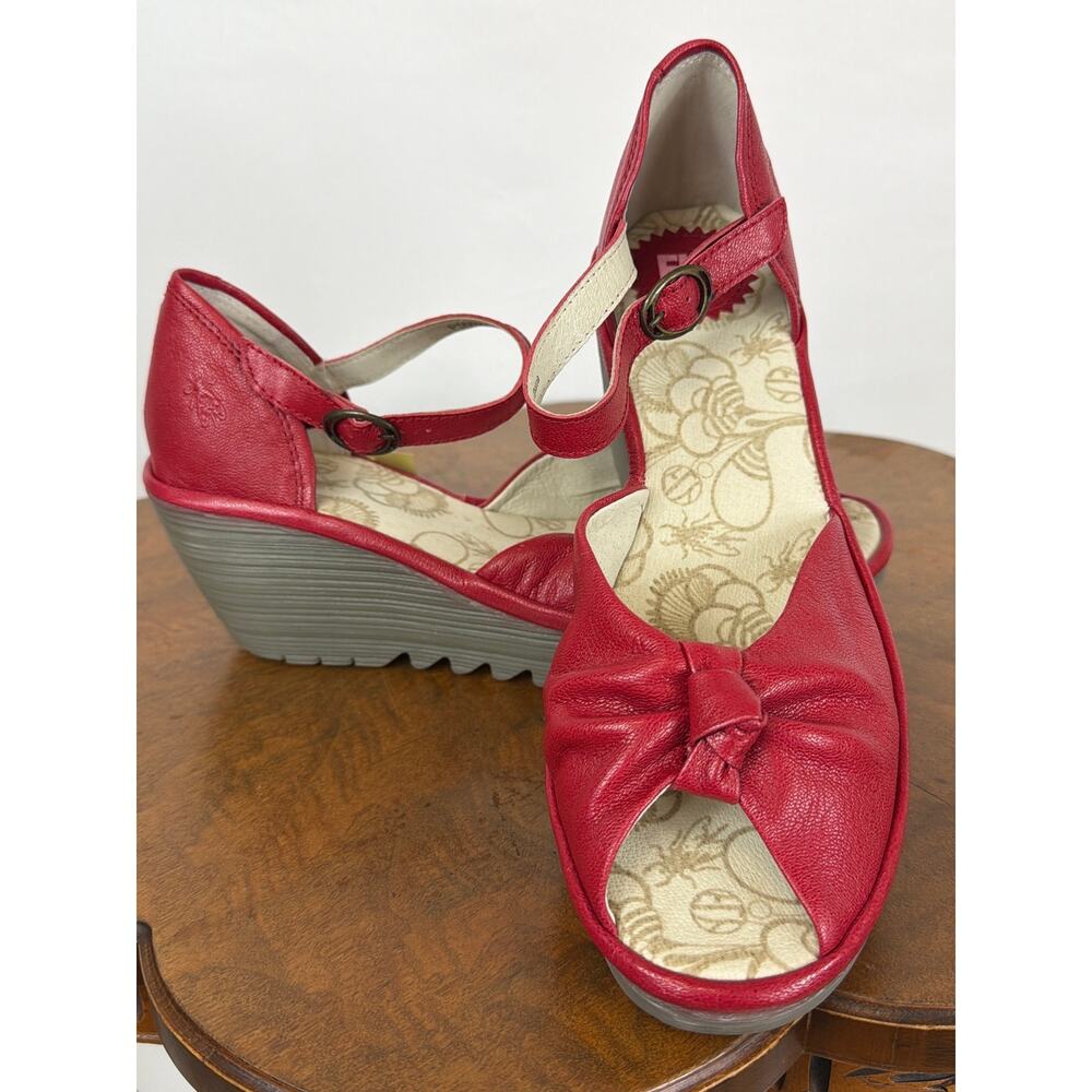 NIB Fly London Red Yosey Buckle Ankle Knot Toe Sandals Size 10.5